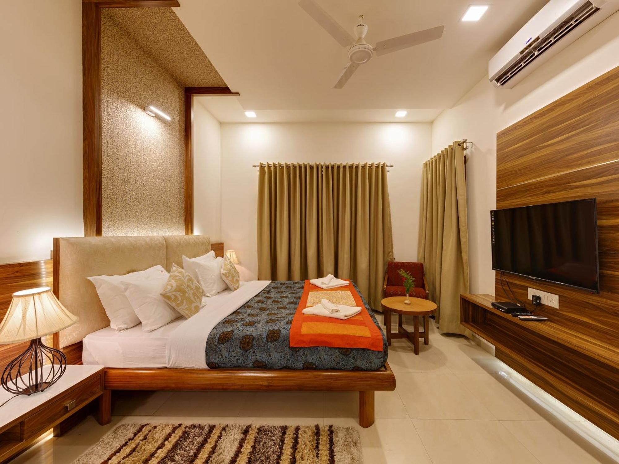 Hotel Woodland Kolhapur Eksteriør billede
