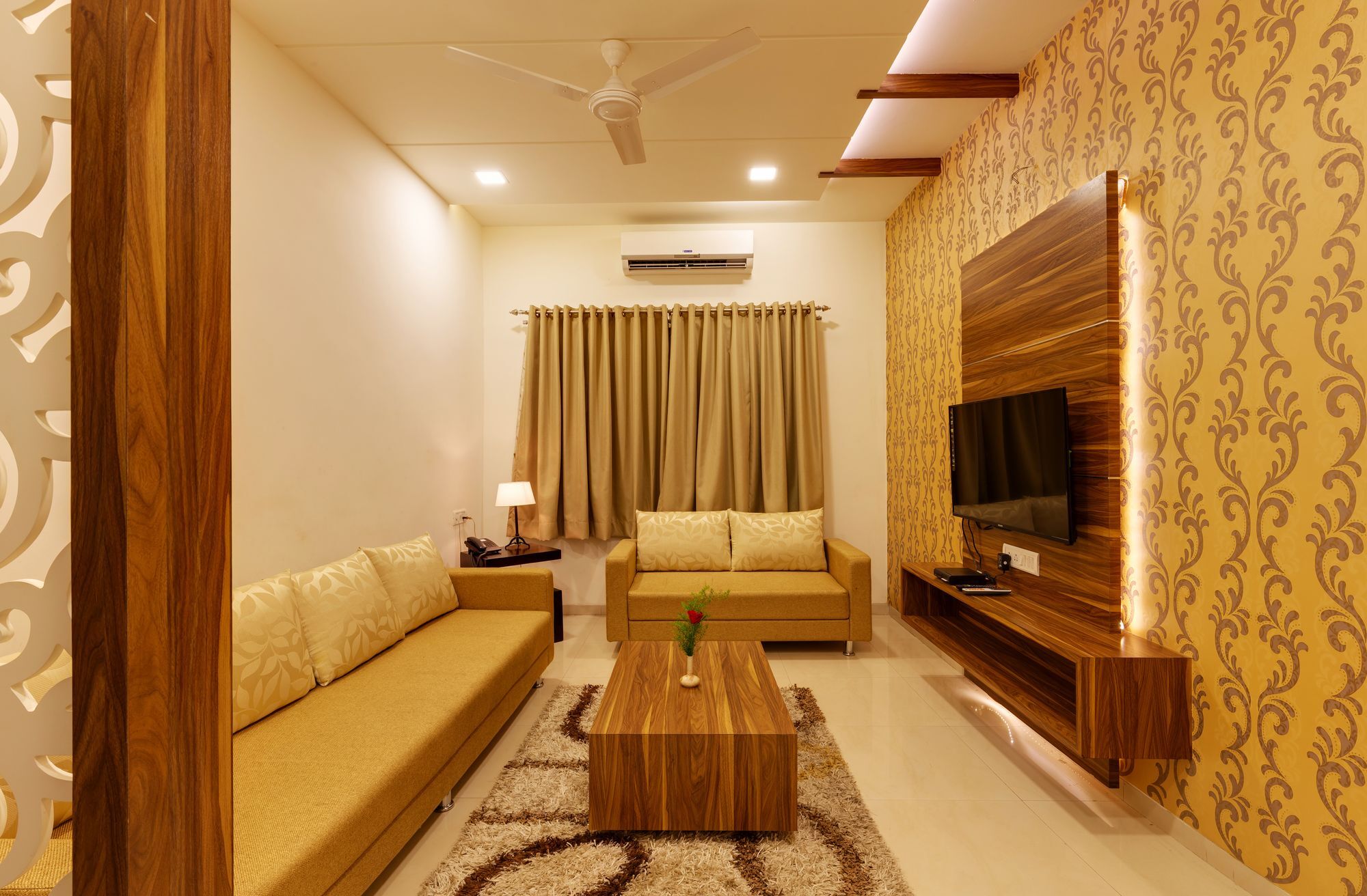 Hotel Woodland Kolhapur Eksteriør billede
